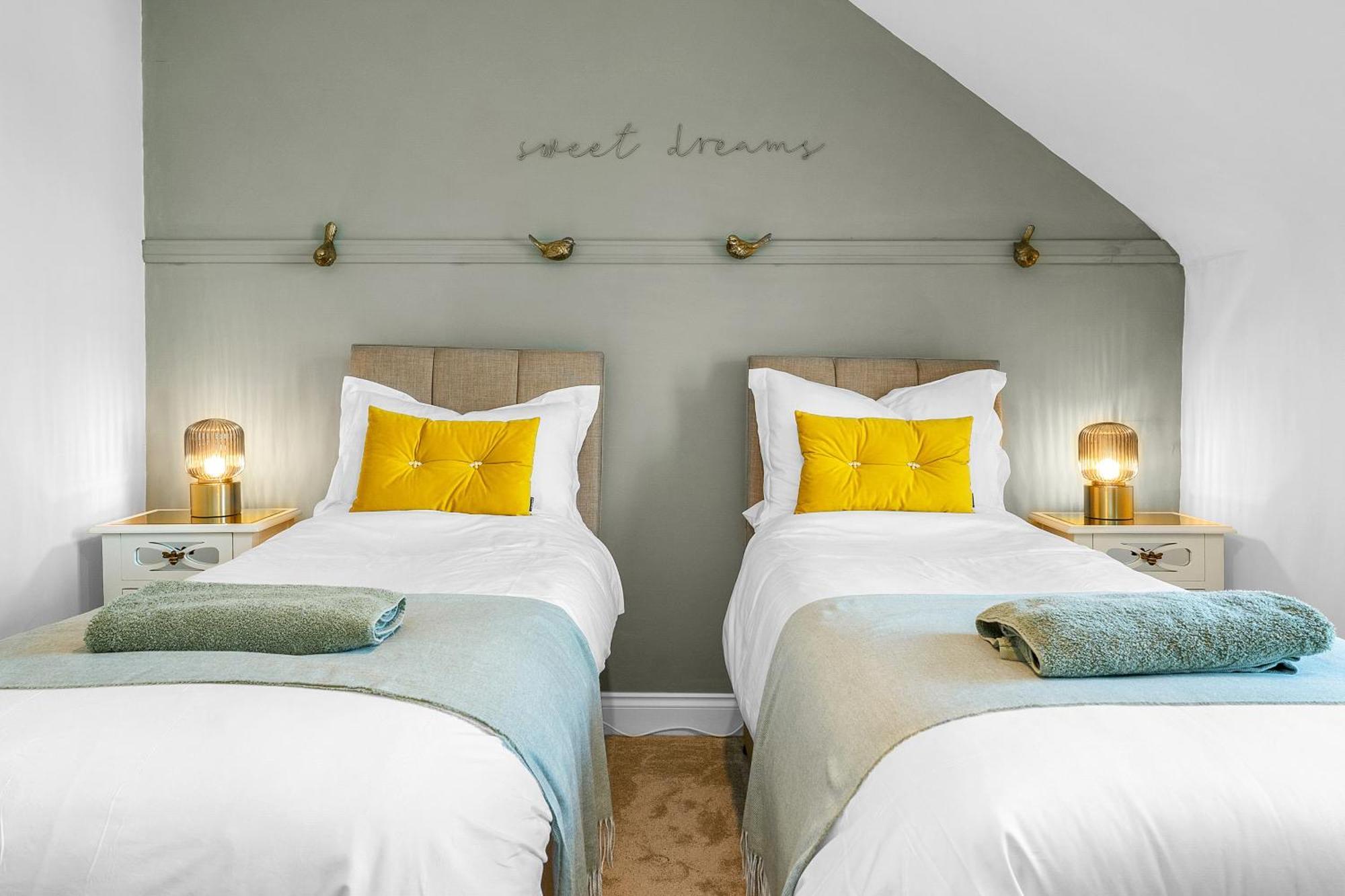 Beeswing, A Victorian Gem In Biggar Villa Exterior foto